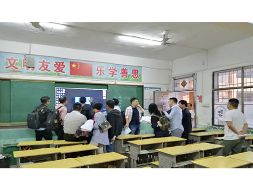 “融合、同心”—邵陽(yáng)項(xiàng)目?jī)?nèi)部驗(yàn)收暨團(tuán)建、黨支部活動(dòng)之旅